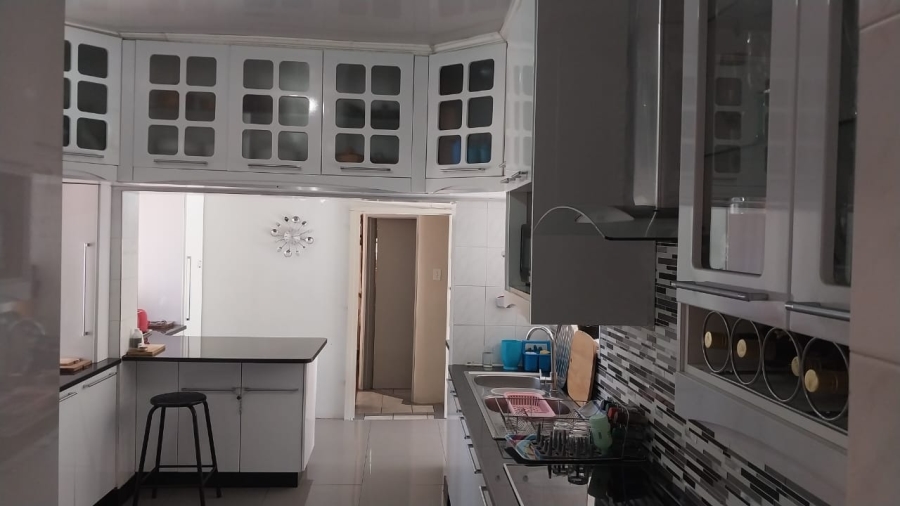 4 Bedroom Property for Sale in Bonnie Doone Eastern Cape